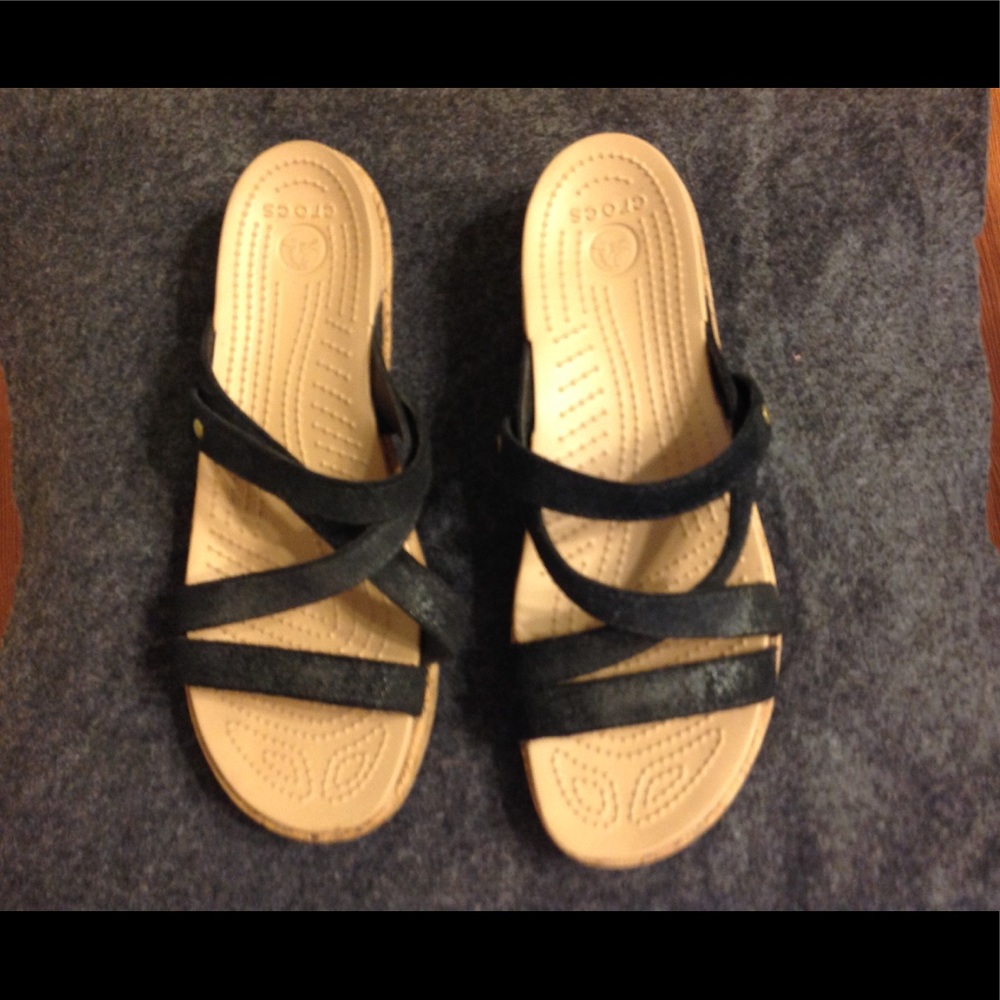 Women's size 7 black crocs.  Leigh mini wedge.